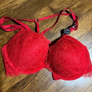 Victory Secret bombshell bra